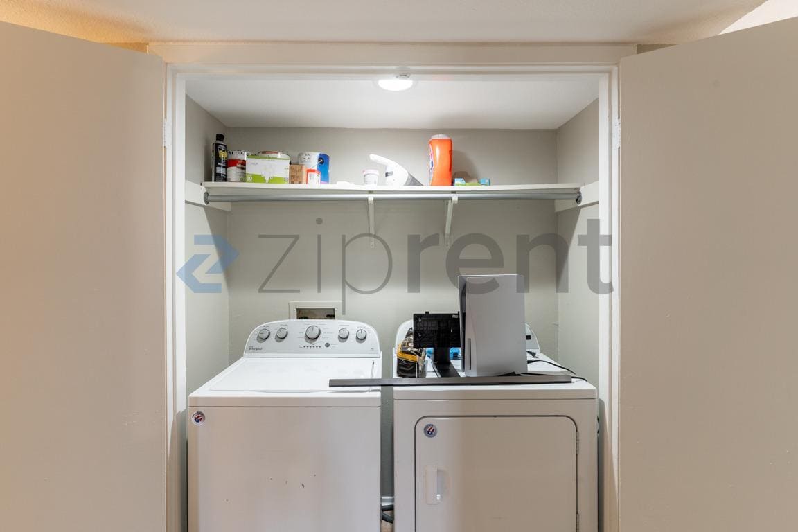 Building Photo - 4159 Steck Ave