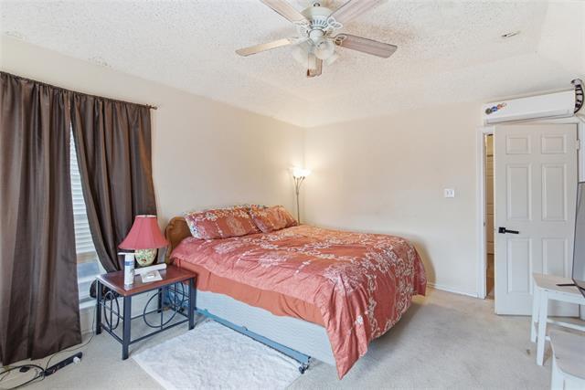 Building Photo - 1701 Creekway Dr