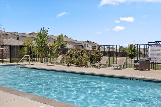 Building Photo - 8612 McKamy Dr