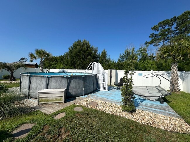 Building Photo - 307 Crayfish Ct
