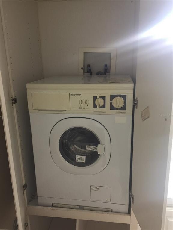 Building Photo - 129 Blue Pointe Way