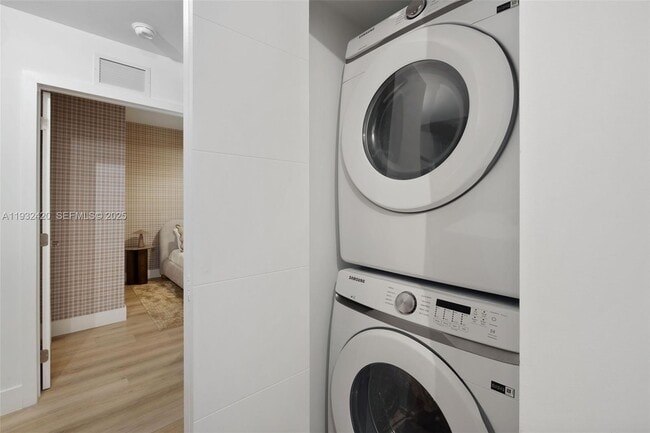 Building Photo - 1542 NW 2nd St