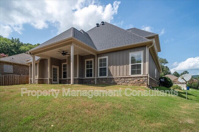 Building Photo - 2903 Magnolia Park Drive Southeast