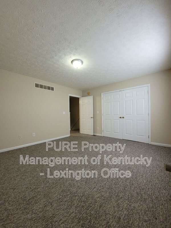 Building Photo - 524 Tomahawk Dr