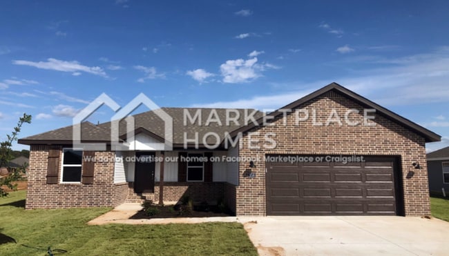 Primary Photo - 358 N Mojave St