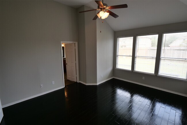 Building Photo - 26814 Harwood Heights Dr