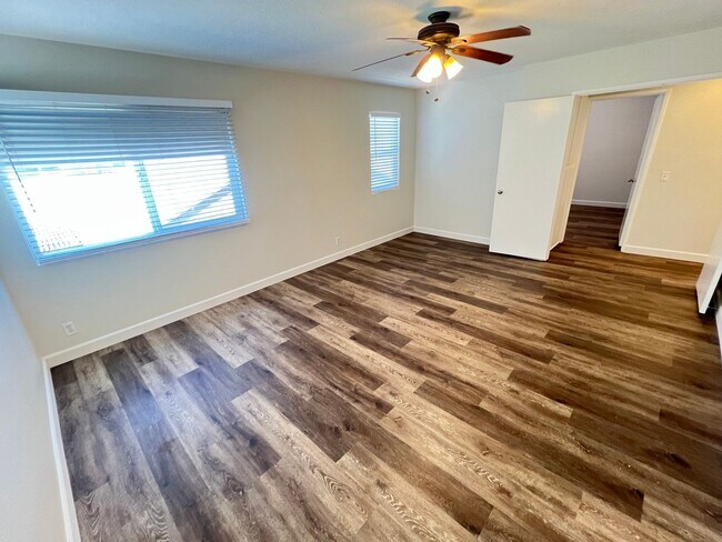 Building Photo - Beautiful 3 Bed 2.5 Bath Anaheim Hills Home