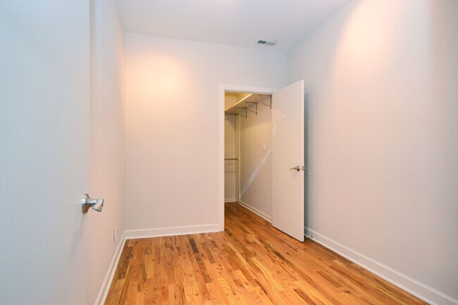 Building Photo - 1119 W Grand Ave