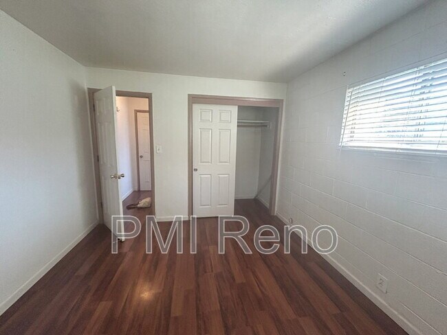 Building Photo - 2075 Patton Dr