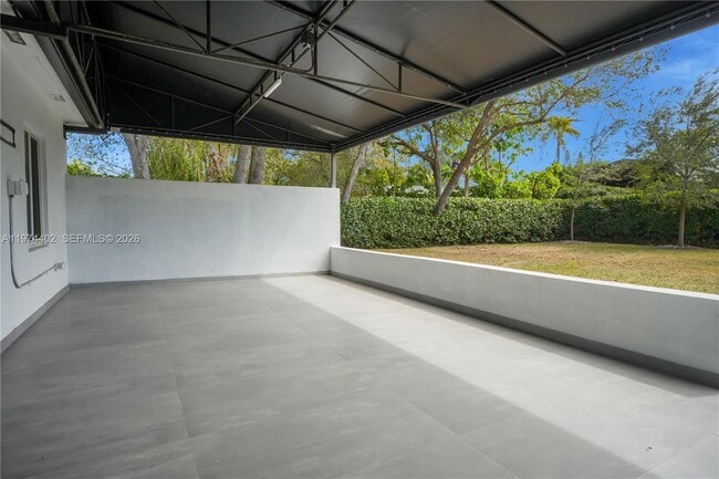 Building Photo - 7030 SW 58th St