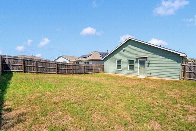 Building Photo - Cozy 3 Bed 2 Bath Home in Waterford Park
