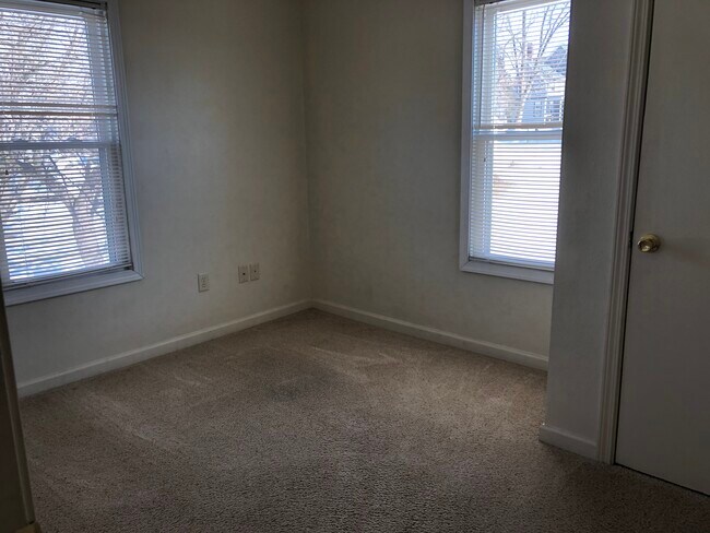 Bedroom #1 - 112 S Stewart St