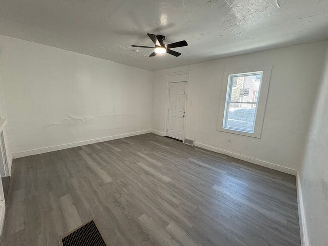 Building Photo - Newly Renovated Three-Bedroom, One Bathroom Row Home - Special Available – Contact Our Office for...