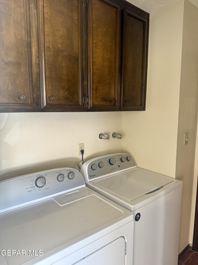 Building Photo - 7121 Gran Vida Dr