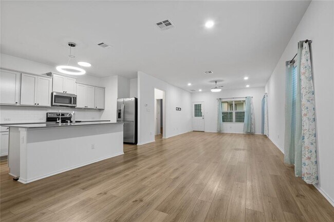 Building Photo - 148 Rowdy Yates Wy