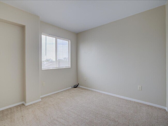 Building Photo - PRICE REDUCTION!!!