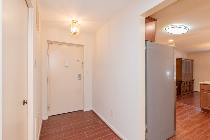 Building Photo - 112 Castletown Rd