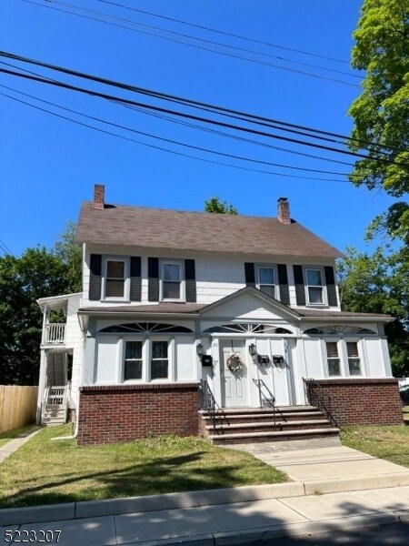 Primary Photo - 20 Erie Ave