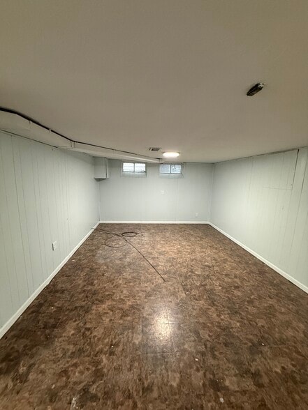 basement - 4185 Eastway Rd