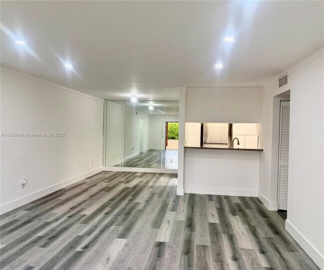 Building Photo - 8650 SW 149th Ave