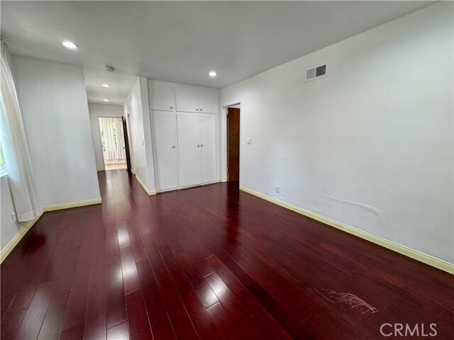 Building Photo - 3030 San Juan Dr