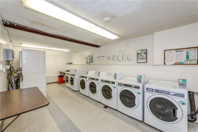 Building Photo - 1707 E Pacific Coast Hwy