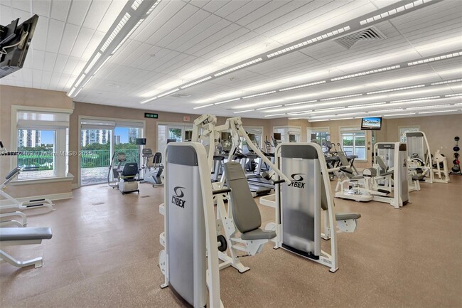 Building Photo - 20000 E Country Club Dr
