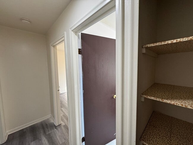 Building Photo - 16024 Wellington Ave