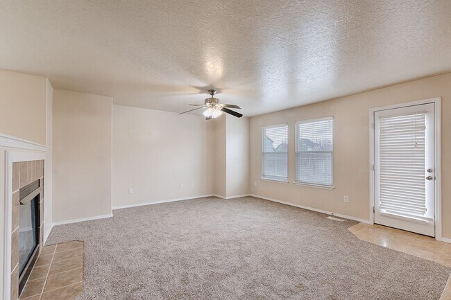 Building Photo - Beautiful home located in sought after Sundance Subdivision