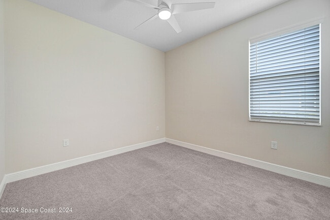 Building Photo - 8483 Loren Cove Dr
