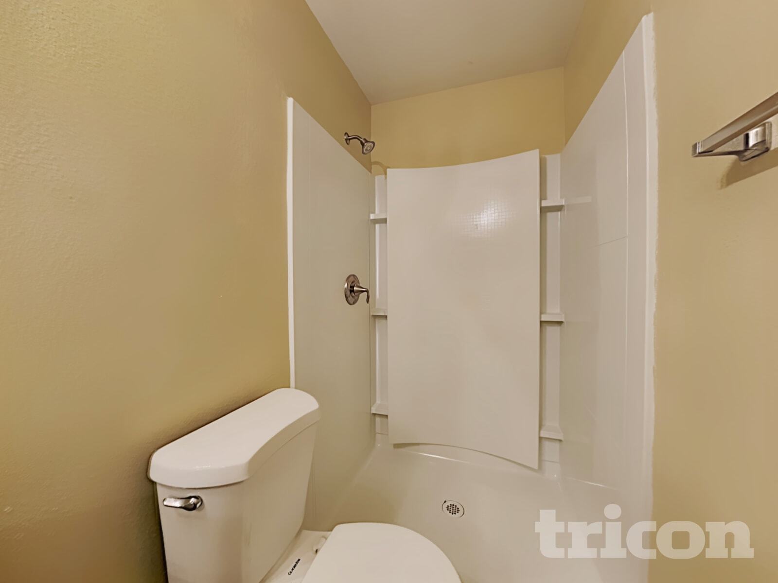 Building Photo - 6258 W Wolf St