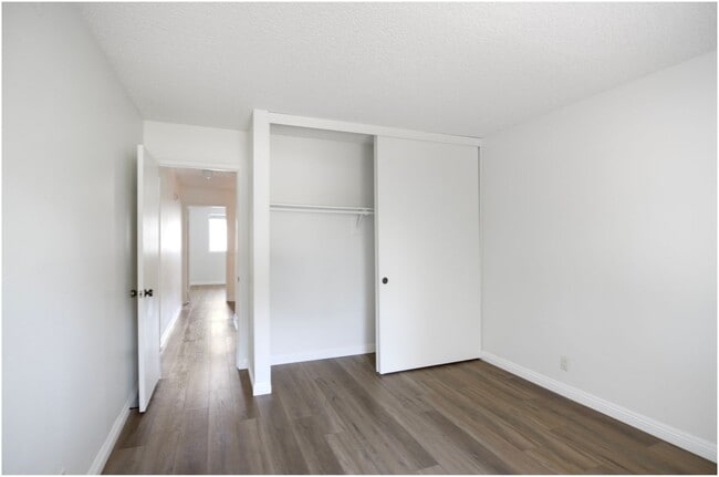 Building Photo - Sunny Ridge 3 Bedroom Home!