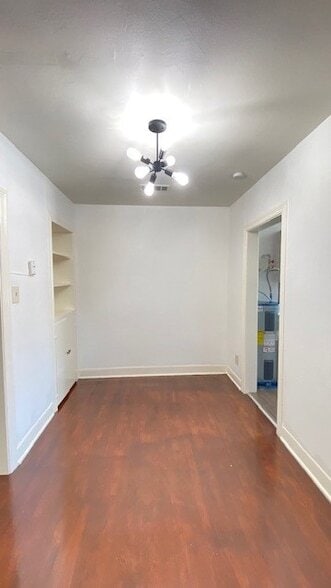 Building Photo - 4305 Bell St