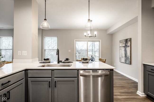 Building Photo - 17491 Fetzer Ct