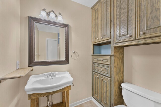 Building Photo - 3510 Elmridge St