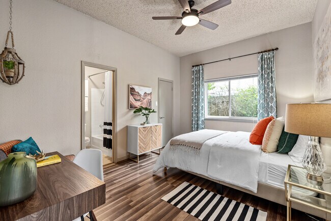 Building Photo - 20514 Blue Beech Dr