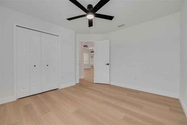 Building Photo - 9418 Azalea Ridge Cir