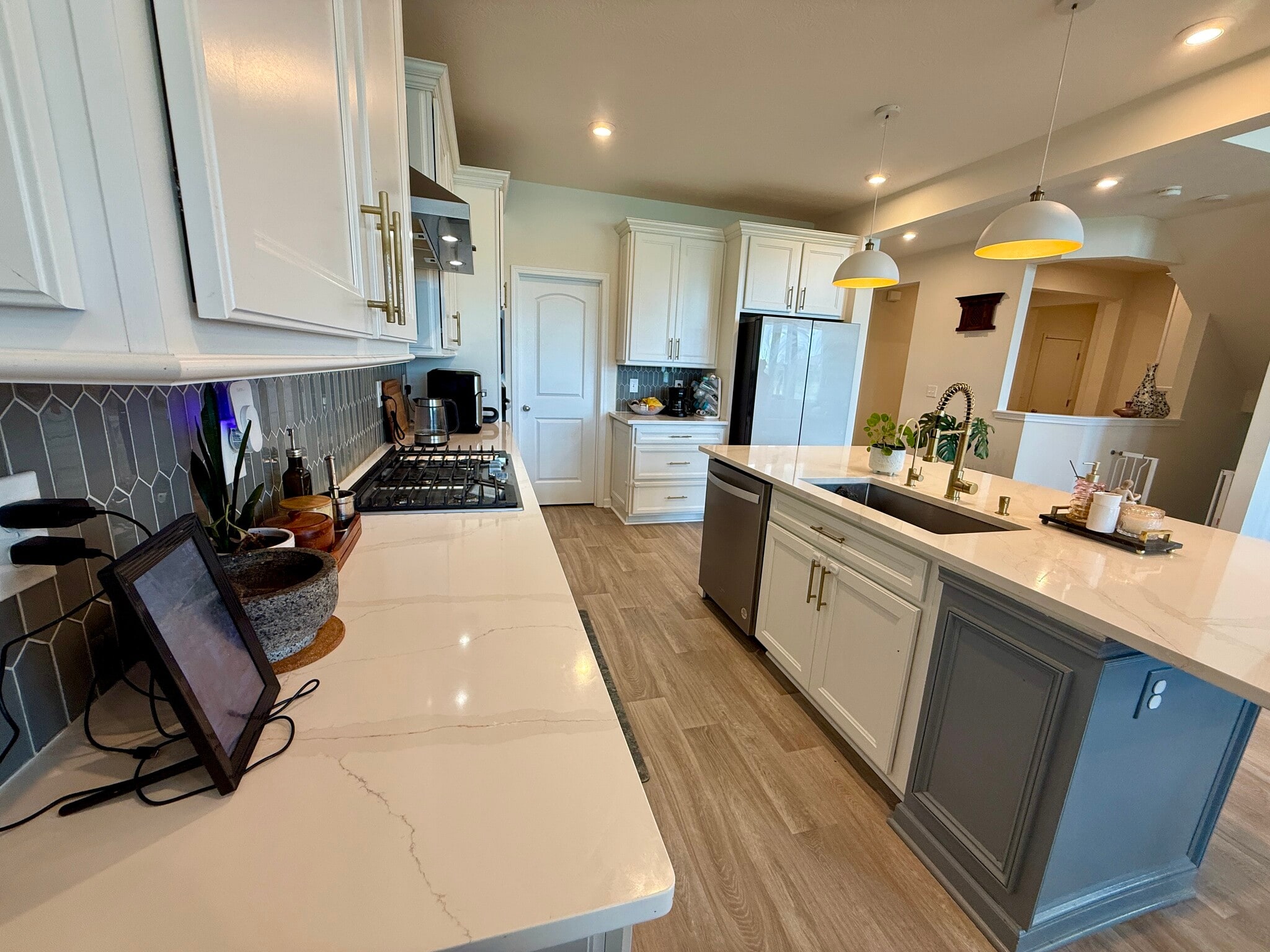 Kitchen - 2062 Broccoli Dr