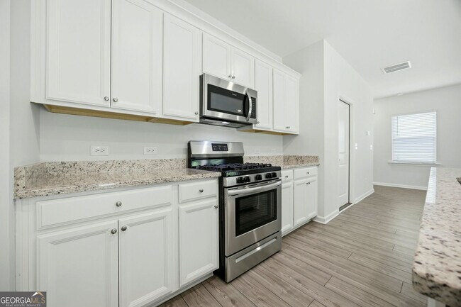 Building Photo - 111 Horned Owl Ave