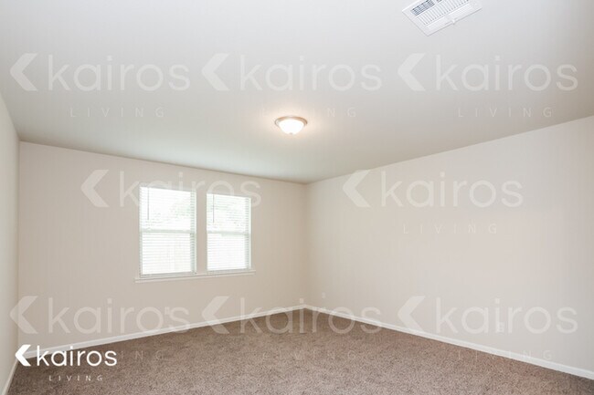 Building Photo - 6649 Tiger Pointe Dr.