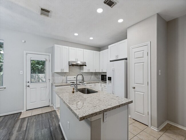 Building Photo - 151 N Burberry Park Cir