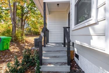 Building Photo - 460 Dickens Dr