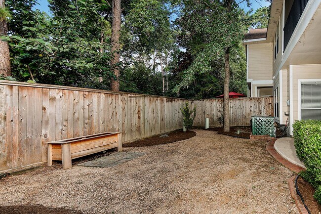 Building Photo - 35 S Avonlea Cir