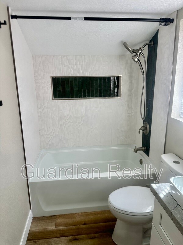 Building Photo - 275 Adorno Dr