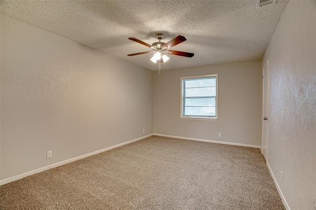 Building Photo - 3027 Harlan Dr