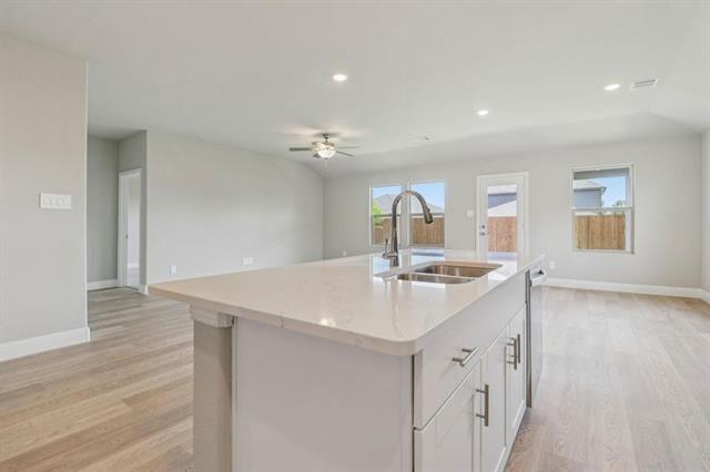 Building Photo - 600 Stagg St