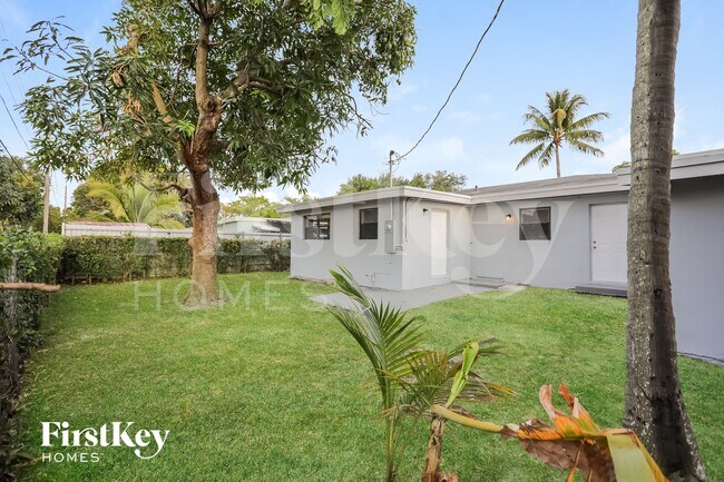 Building Photo - 1155 NW 127th St