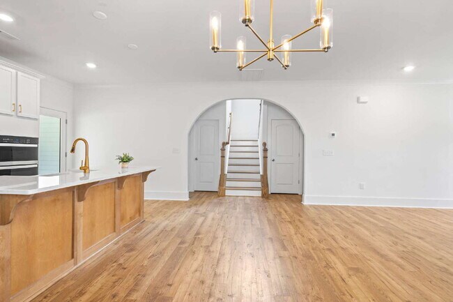 Building Photo - Spacious 4-Bedroom, 3 Full Bath Home in Angier