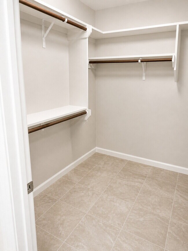 Building Photo - "Charming 4-Bedroom-3 Full Baths in College Station – Your Ideal Retreat Awaits!"