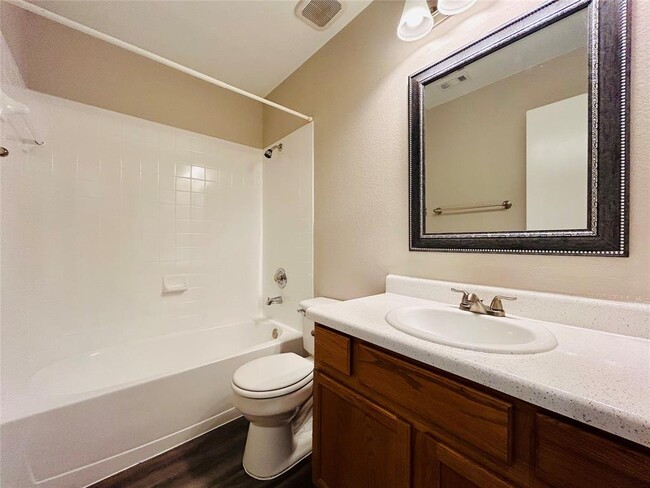 Building Photo - 8507 Apple Carrie Cove